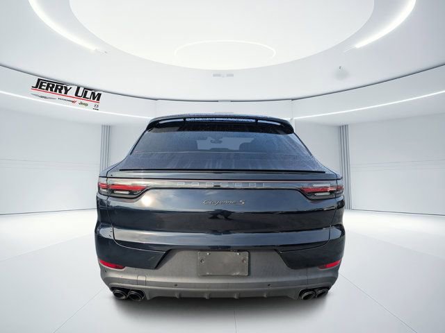 Used 2022 Porsche Cayenne S Platinum image 4