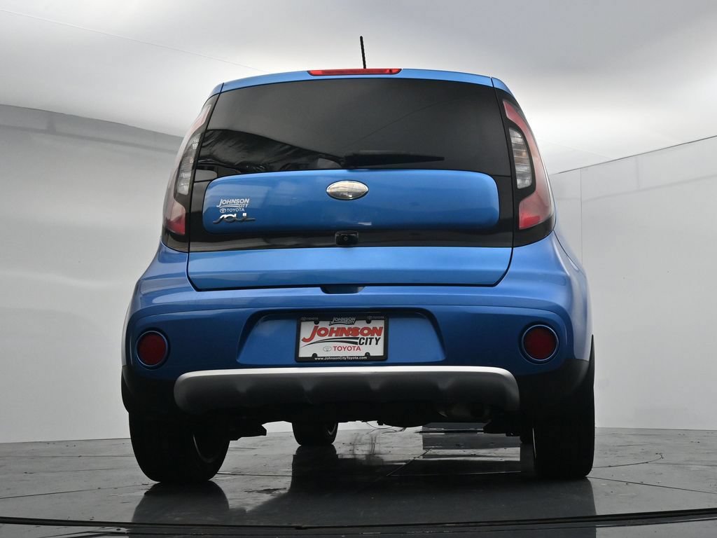 Used 2017 Kia Soul + w/ Designer's Package FWD image 36