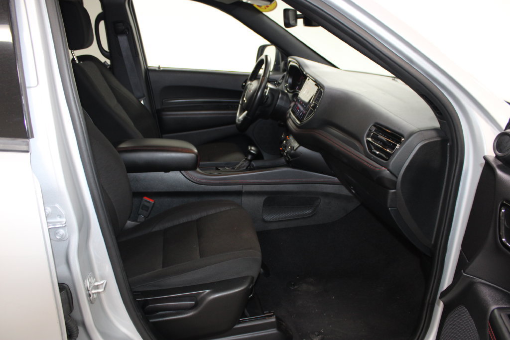 Used 2025 Dodge Durango GT RWD image 27
