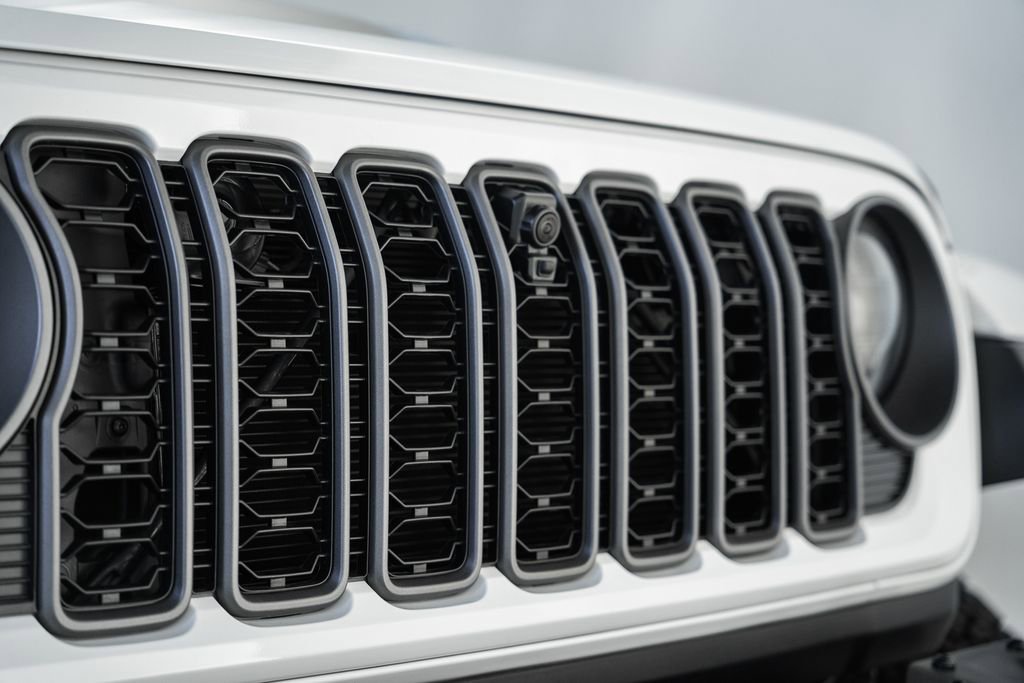 New 2025 Jeep Wrangler Unlimited Rubicon 4xe image 9