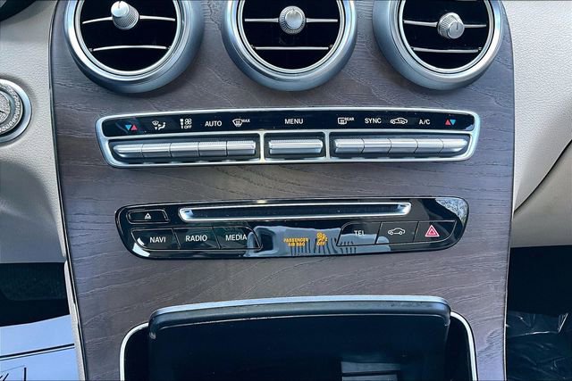 Used 2018 Mercedes-Benz GLC 300 4MATIC image 18