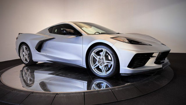 Used 2023 Chevrolet Corvette Stingray Premium Cpe w/ Z51 Performance Package image 17