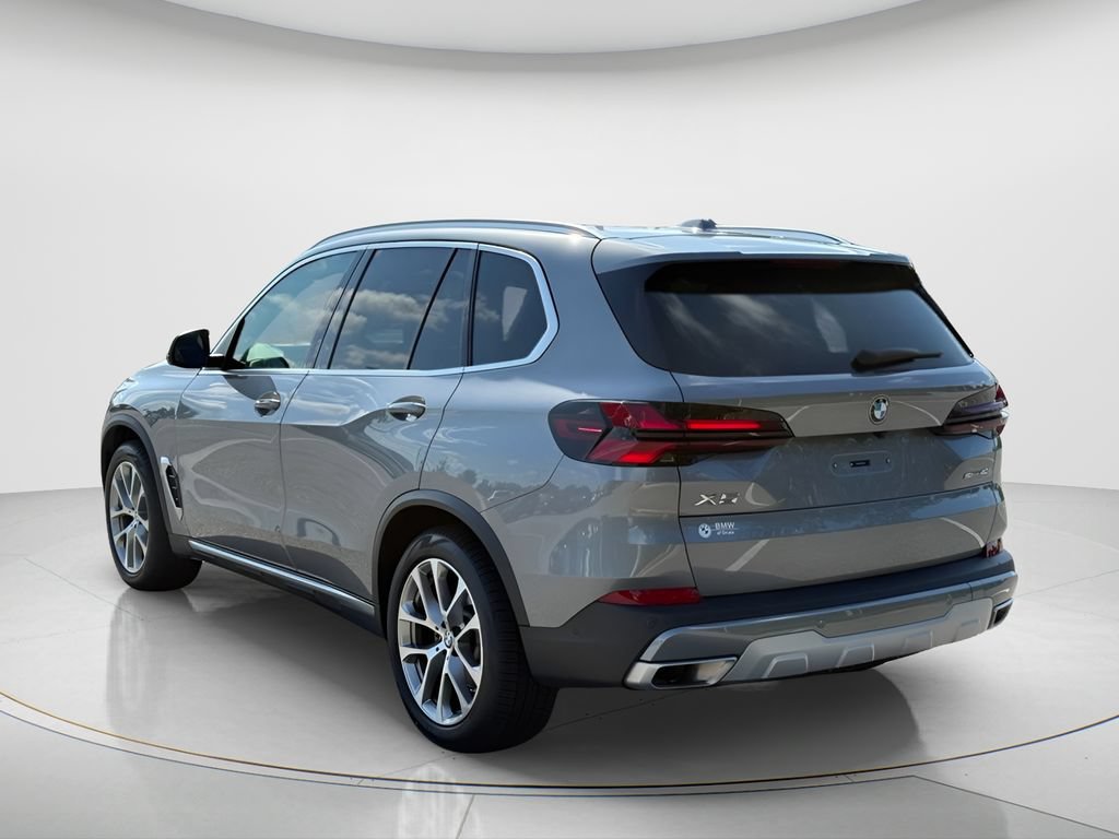 Certified 2024 BMW X5 sDrive40i w/ Premium Package RWD image 7