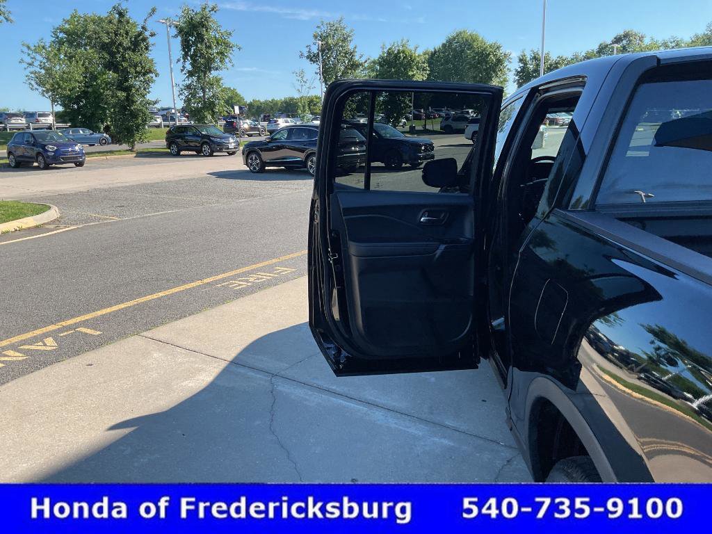 Certified 2023 Honda Ridgeline Black Edition image 11