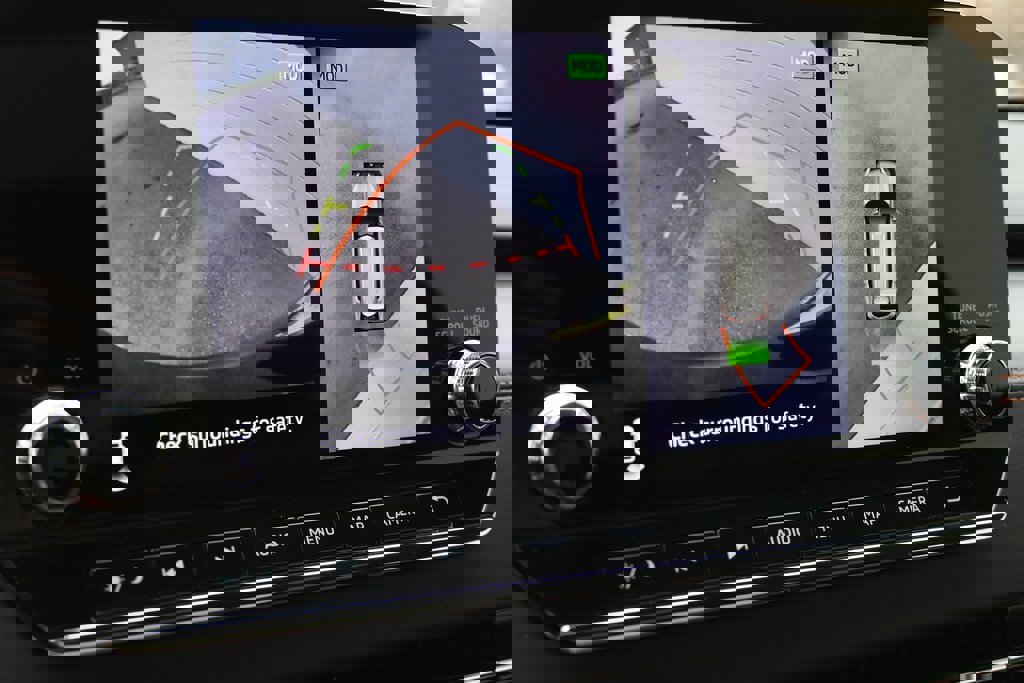 Used 2025 Mitsubishi Outlander SEL image 39