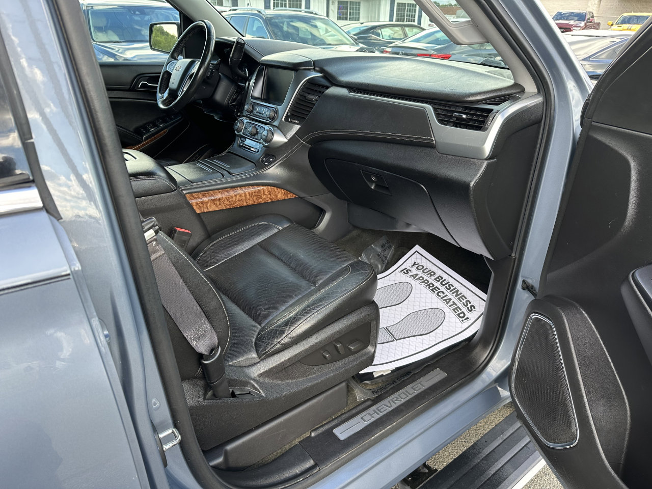 Used 2016 Chevrolet Suburban LTZ image 19