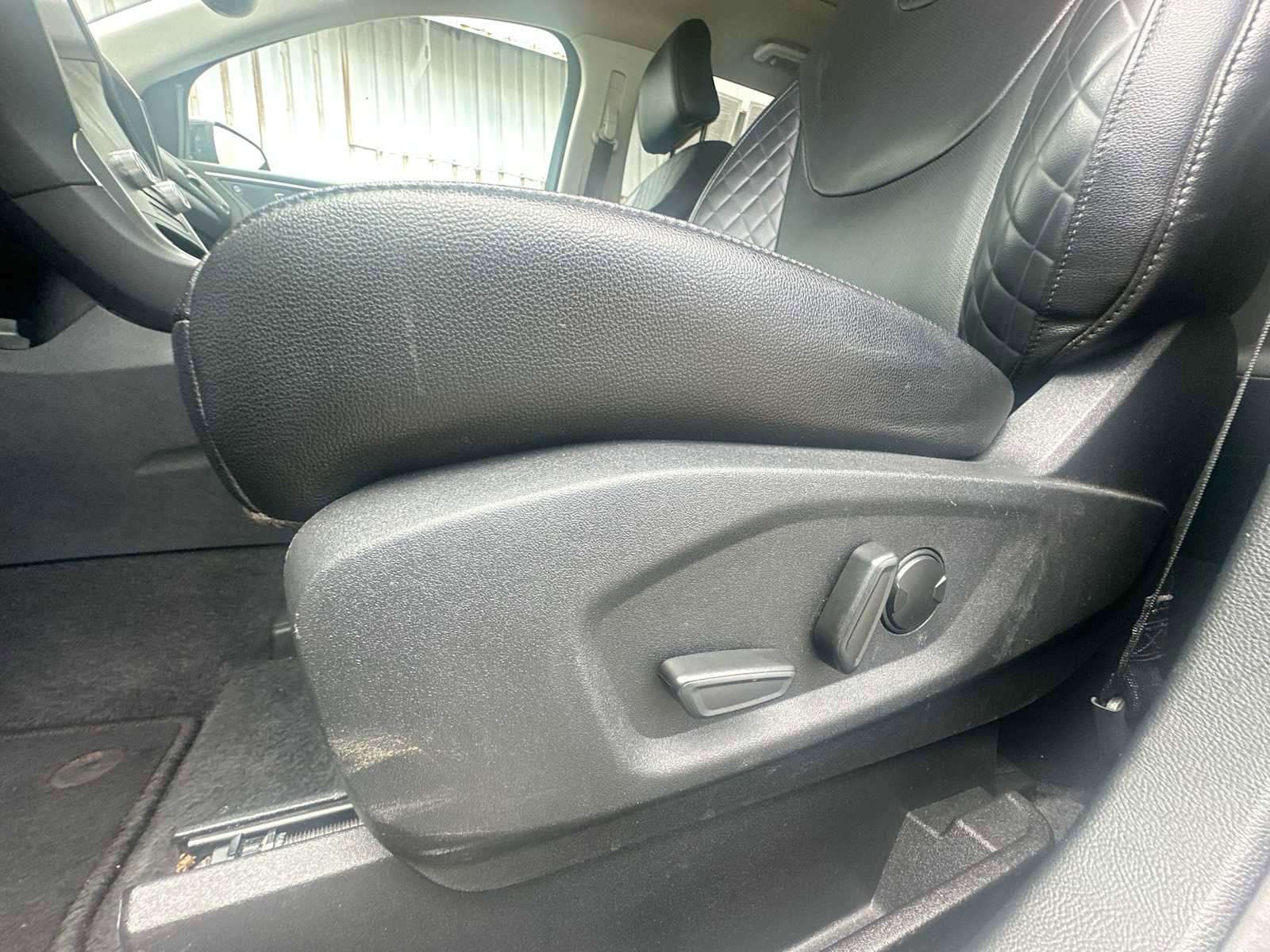 Used 2024 Ford Edge Titanium w/ Equipment Group 301A image 14