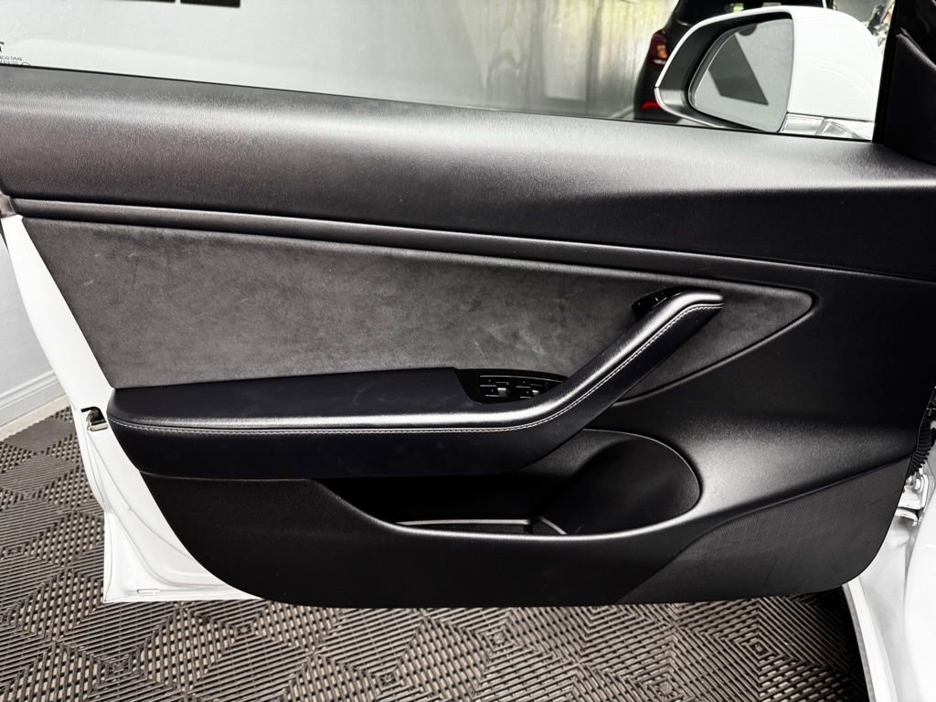 Used 2018 Tesla Model 3 Long Range AWD/4WD image 35