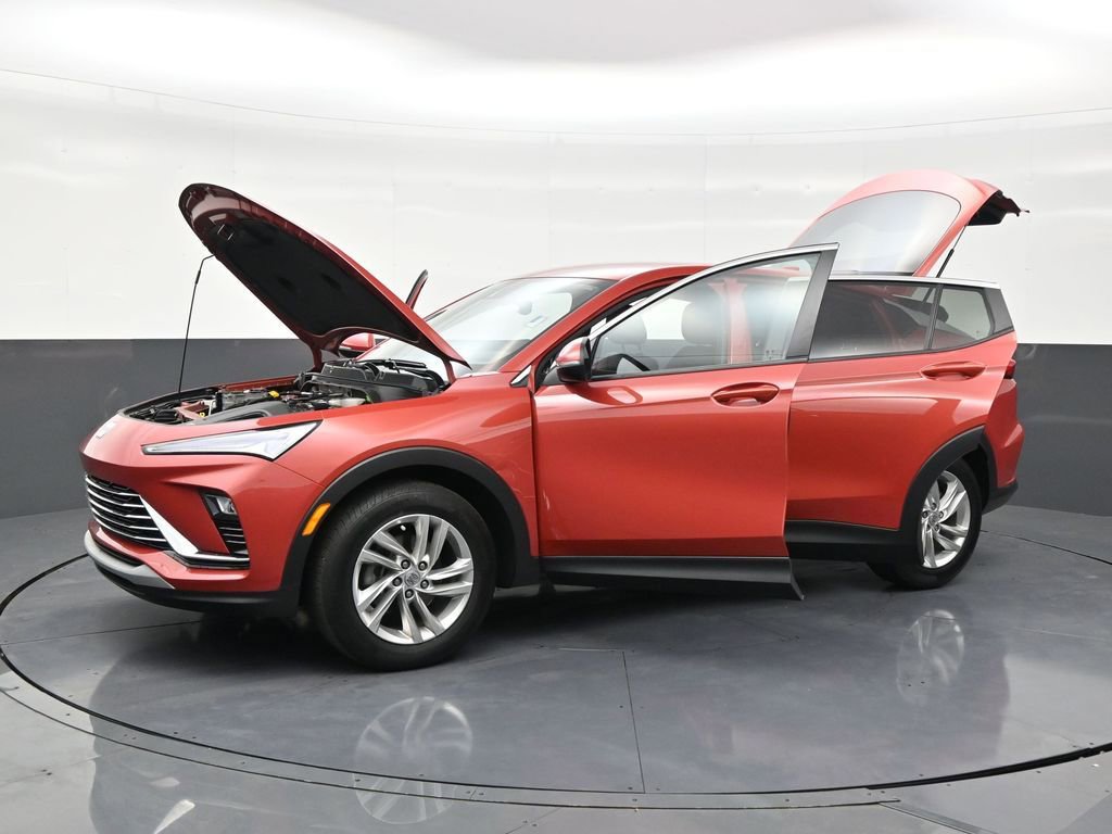 Used 2024 Buick Envista Preferred image 35