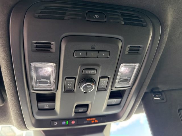 Used 2022 Cadillac Escalade Sport Platinum AWD/4WD image 17