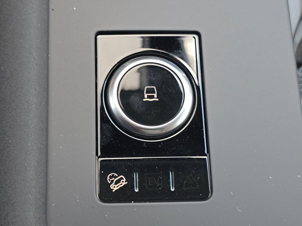 New 2026 Land Rover Discovery S AWD/4WD image 23