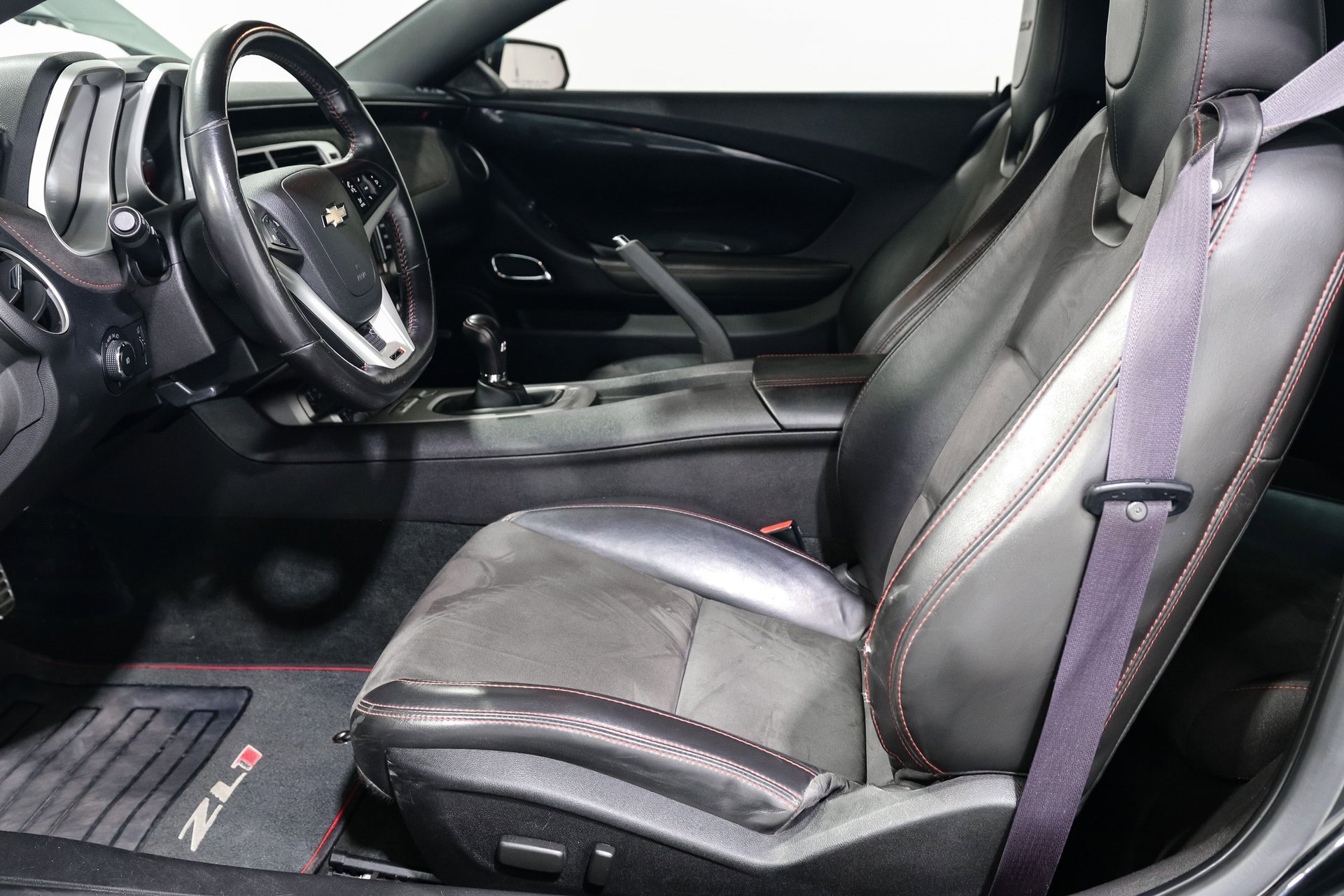 Used 2013 Chevrolet Camaro ZL1 image 19