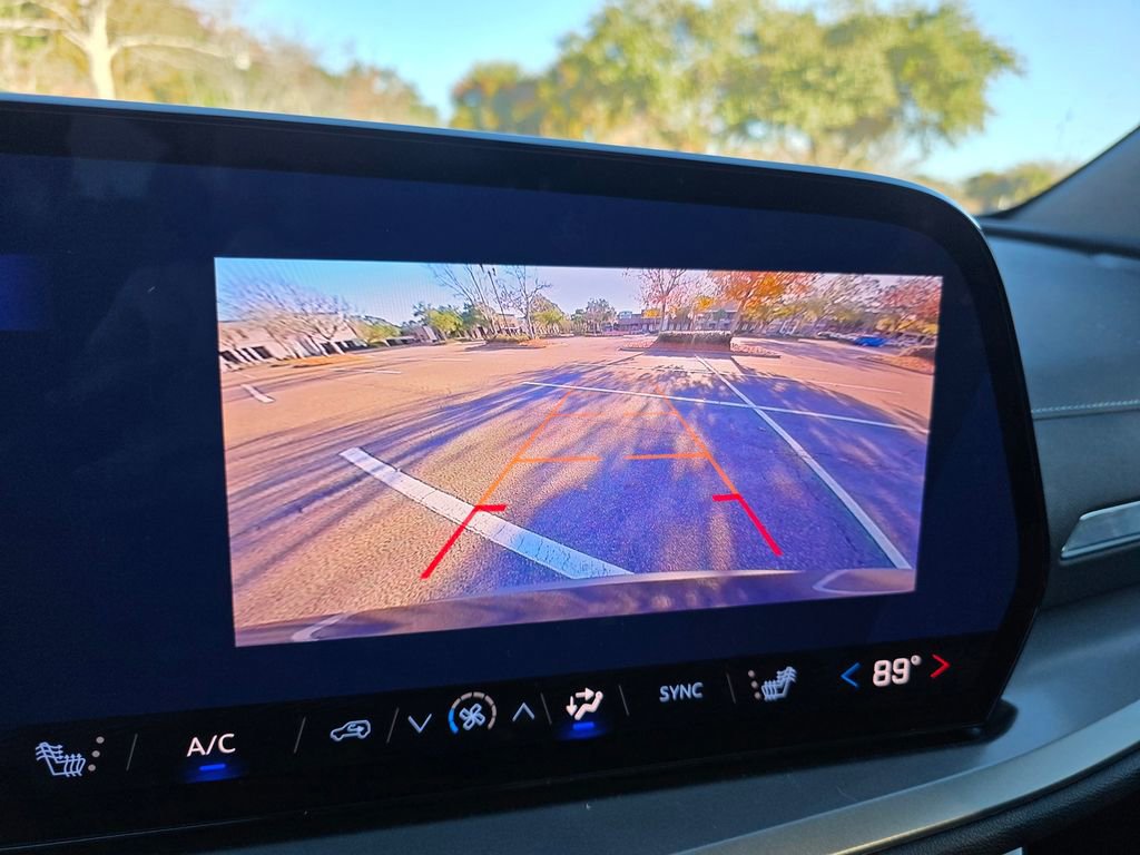 New 2026 Chevrolet Traverse LT w/ LPO, Floor Liner Package FWD image 16