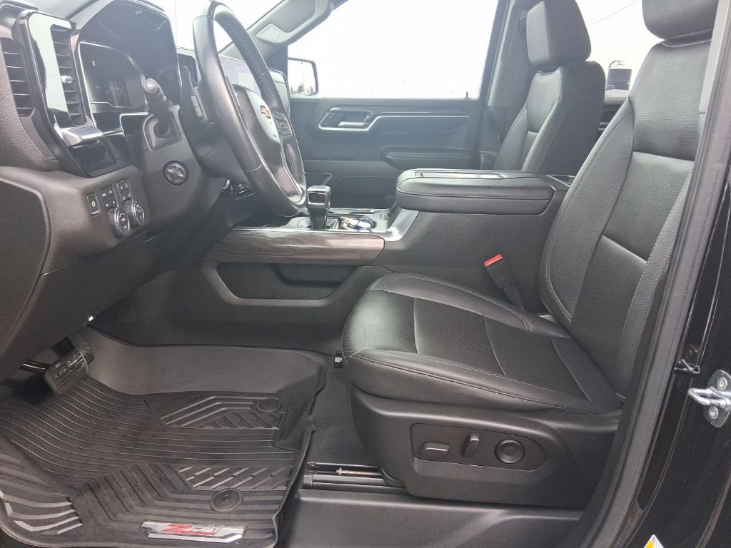 Used 2022 Chevrolet Silverado 1500 LTZ image 14