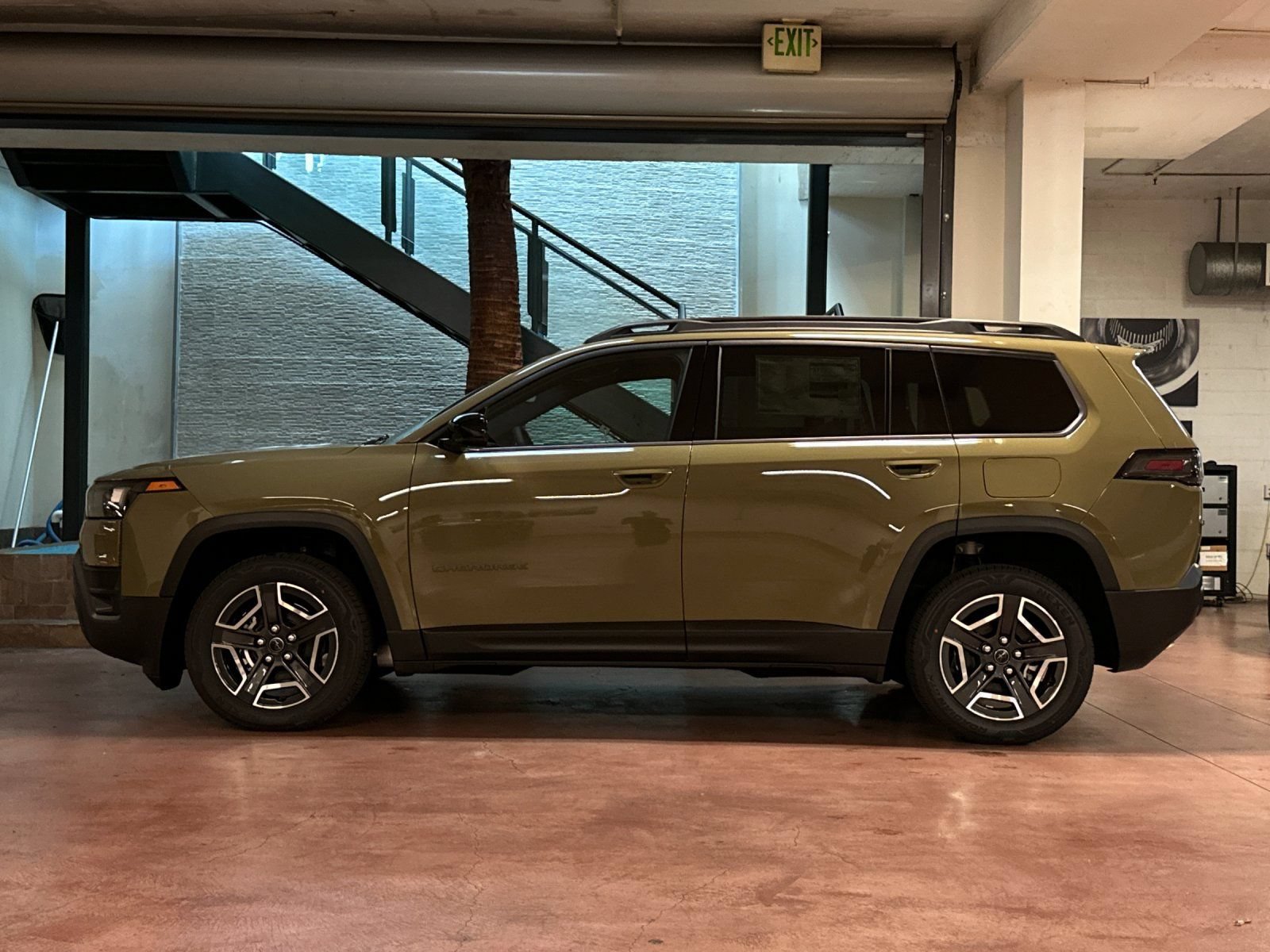 New 2026 Jeep Cherokee Limited AWD/4WD image 2
