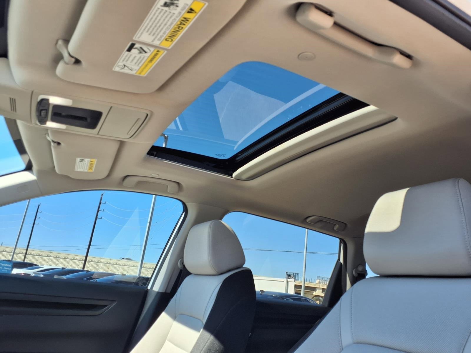 Used 2025 Honda CR-V EX image 10