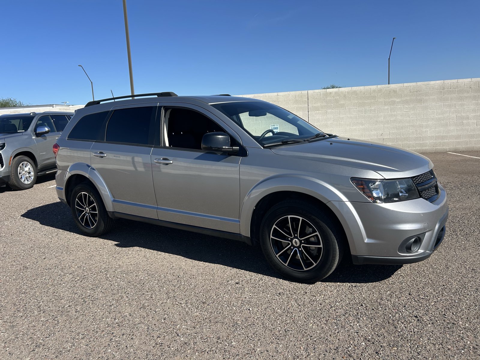 Used 2019 Dodge Journey SE FWD image 7