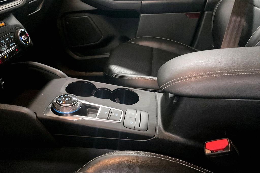 Used 2020 Ford Escape SEL image 21