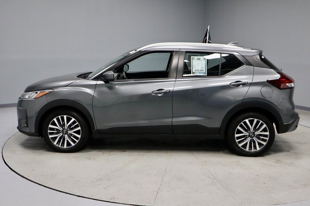 Certified 2024 Nissan Kicks SV image 10