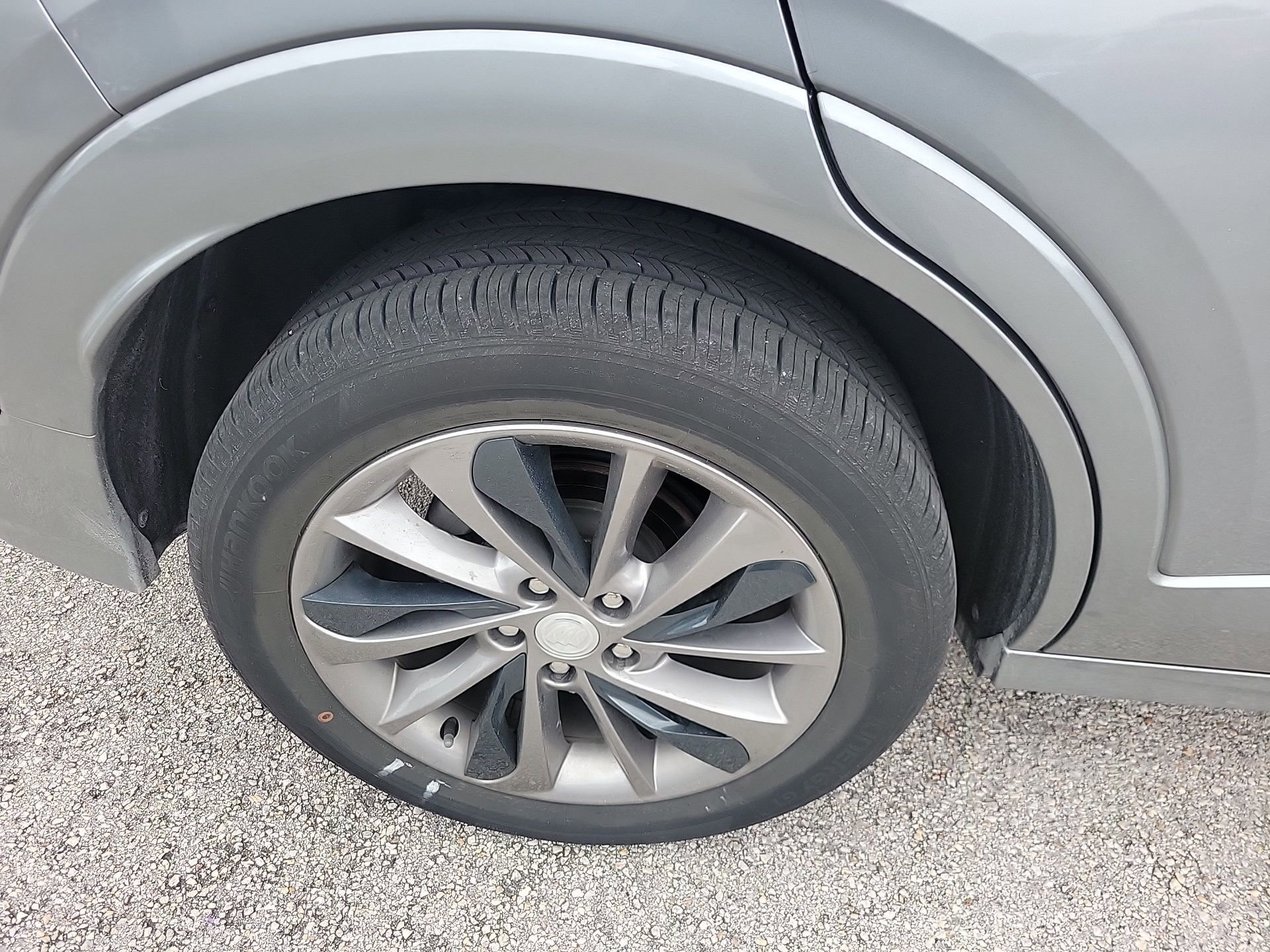 Used 2023 Buick Encore GX Select w/ Sport Touring Package image 13