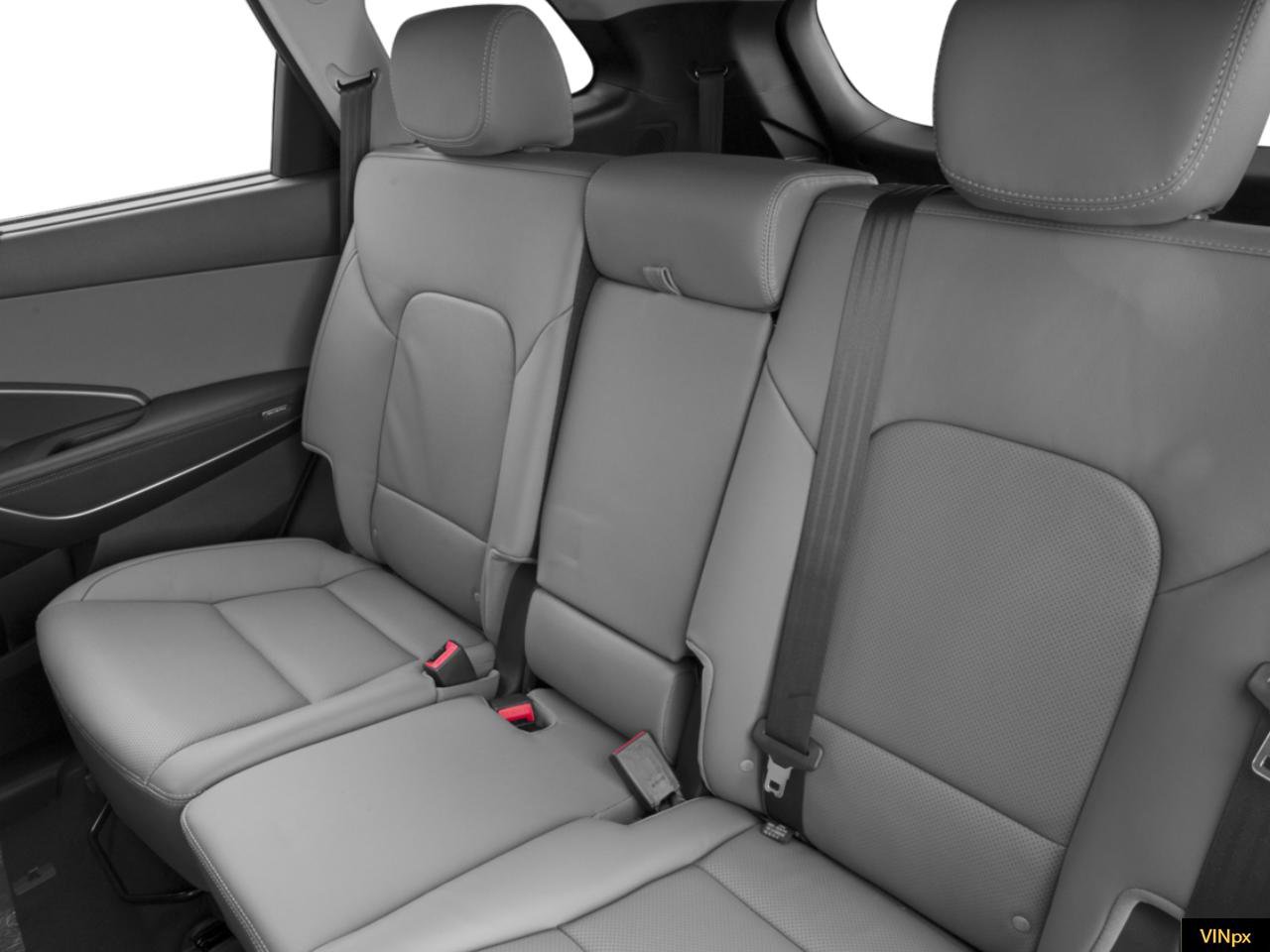 Used 2017 Hyundai Santa Fe SE image 12