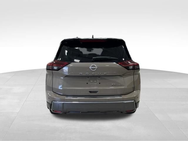 Used 2025 Nissan Rogue SL AWD/4WD image 28