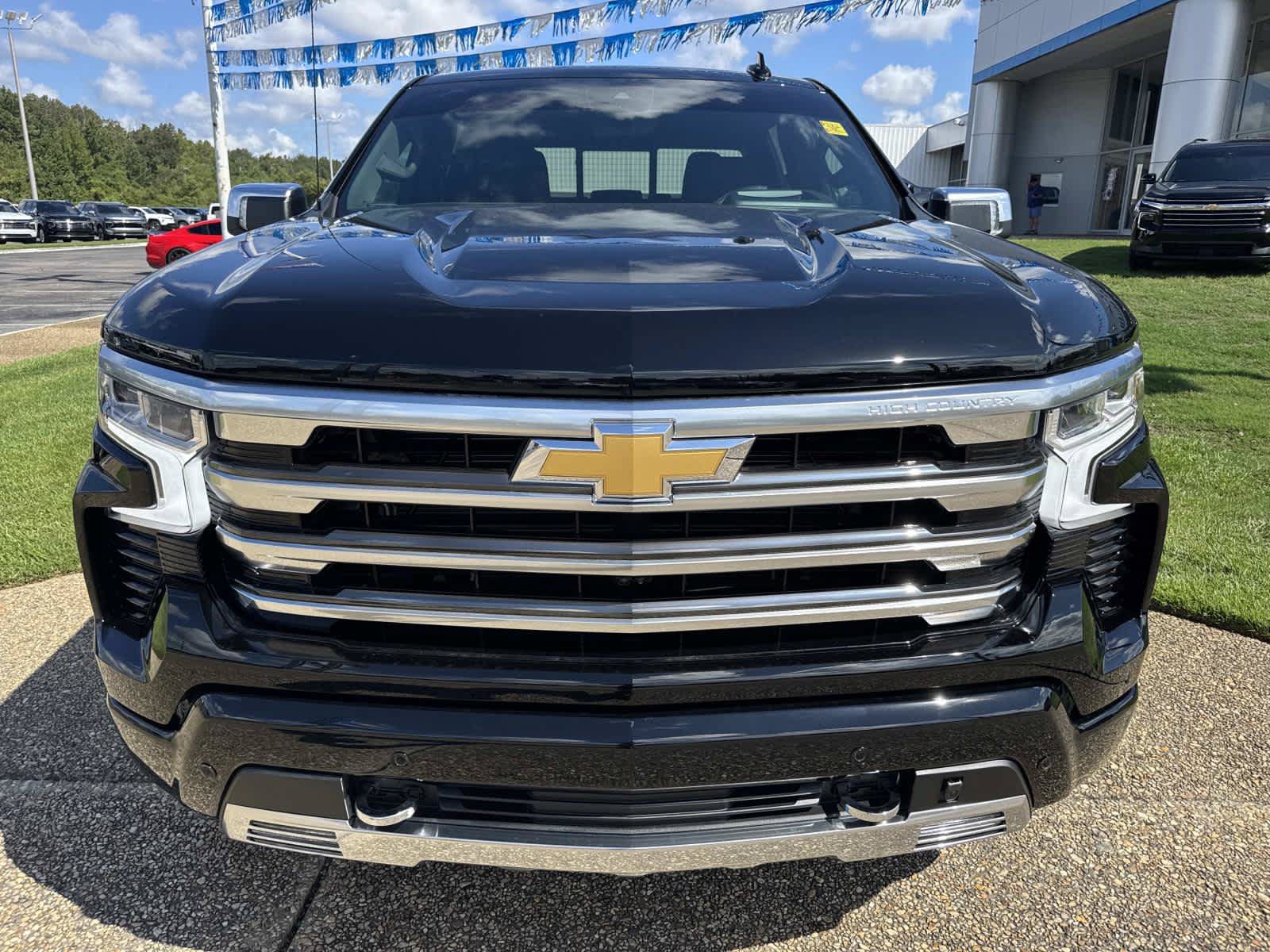 New 2026 Chevrolet Silverado 1500 High Country AWD/4WD image 2