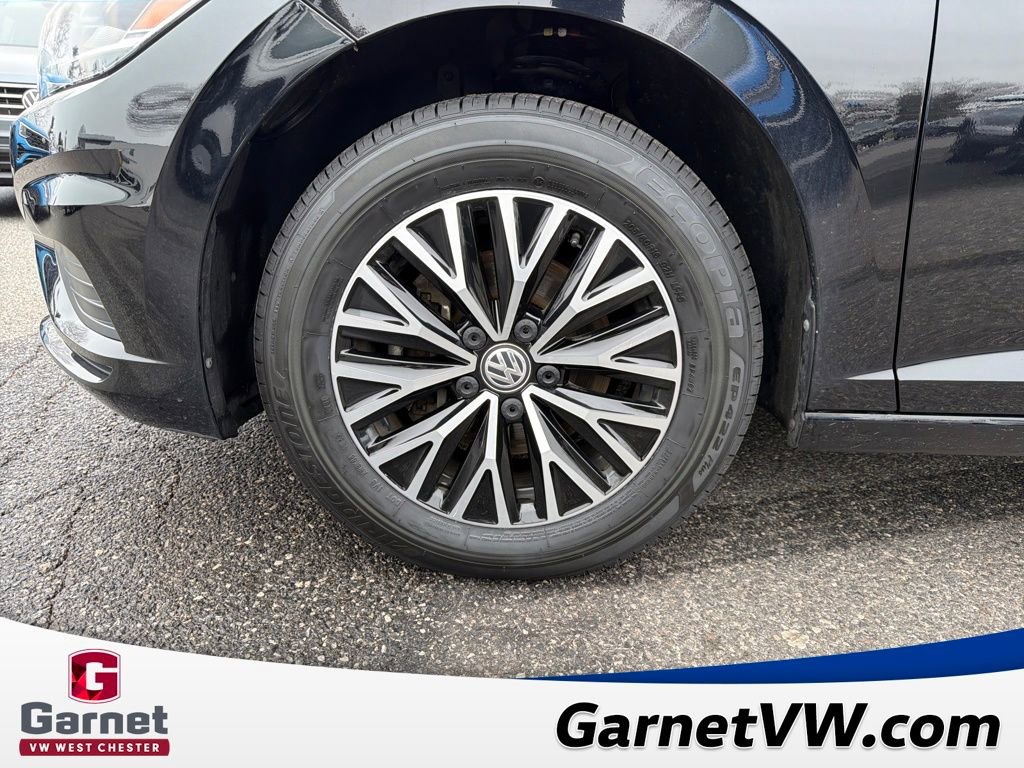 Used 2020 Volkswagen Jetta SE w/ SE Cold Weather Package image 26