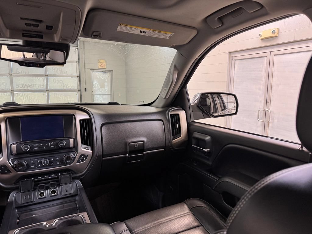 Used 2017 GMC Sierra 1500 Denali w/ Denali Ultimate Package AWD/4WD image 26