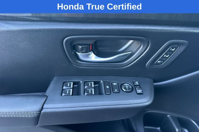 Certified 2025 Honda Pilot Elite image 8