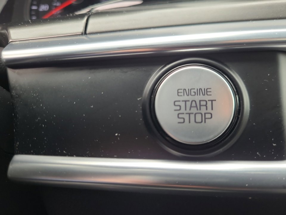 Used 2022 Kia K5 GT FWD image 24