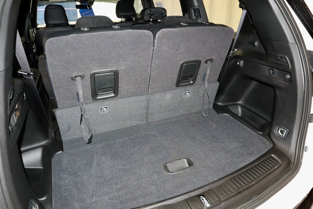 Used 2025 Jeep Grand Cherokee L Laredo w/ Luxury Tech Group I image 15