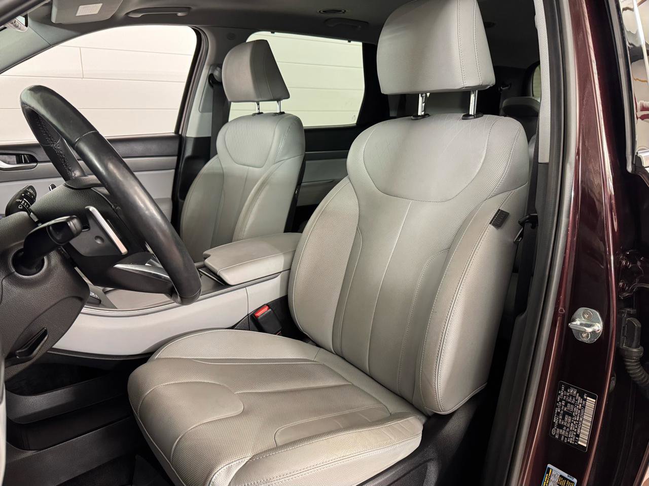 Used 2021 Hyundai Palisade SEL w/ Premium Package image 12