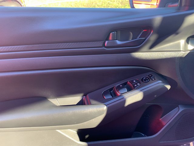 Used 2024 Nissan Altima 2.5 S image 5