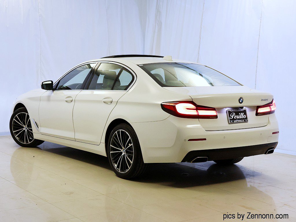 Used 2022 BMW 540i w/ Premium Package image 9