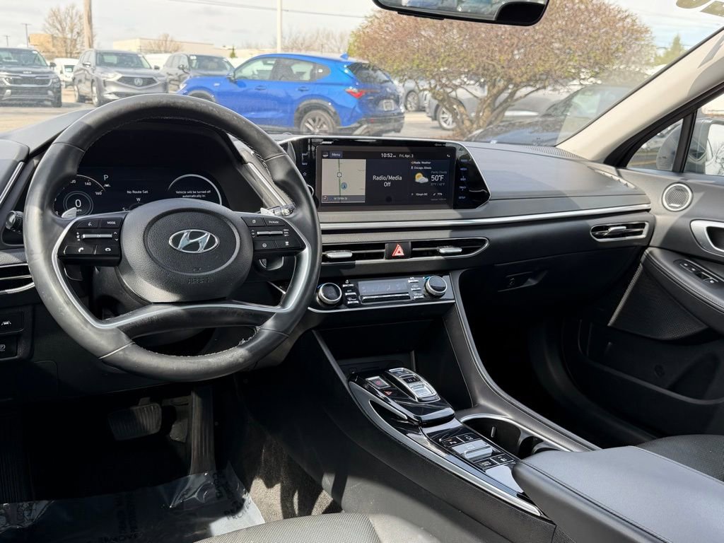Used 2020 Hyundai Sonata Limited FWD image 16