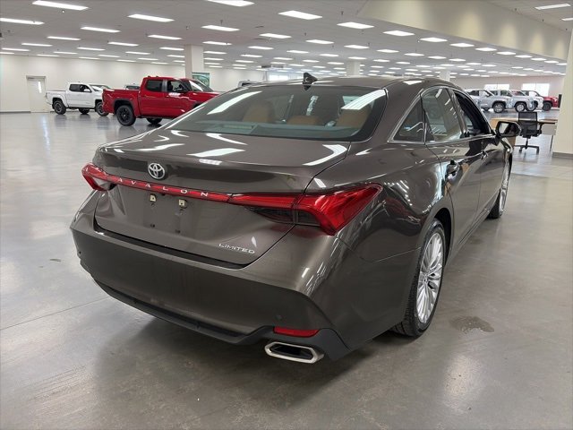 Certified 2019 Toyota Avalon Limited w/ Advanced Safety Package image 7