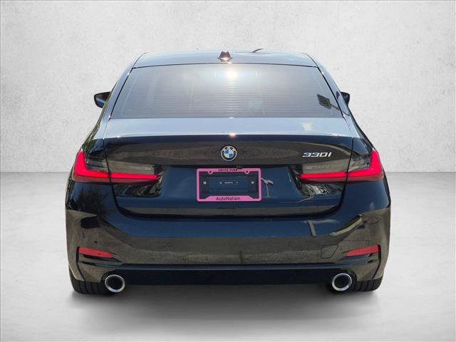 Used 2025 BMW 330i Sedan w/ M Sport Package RWD image 6