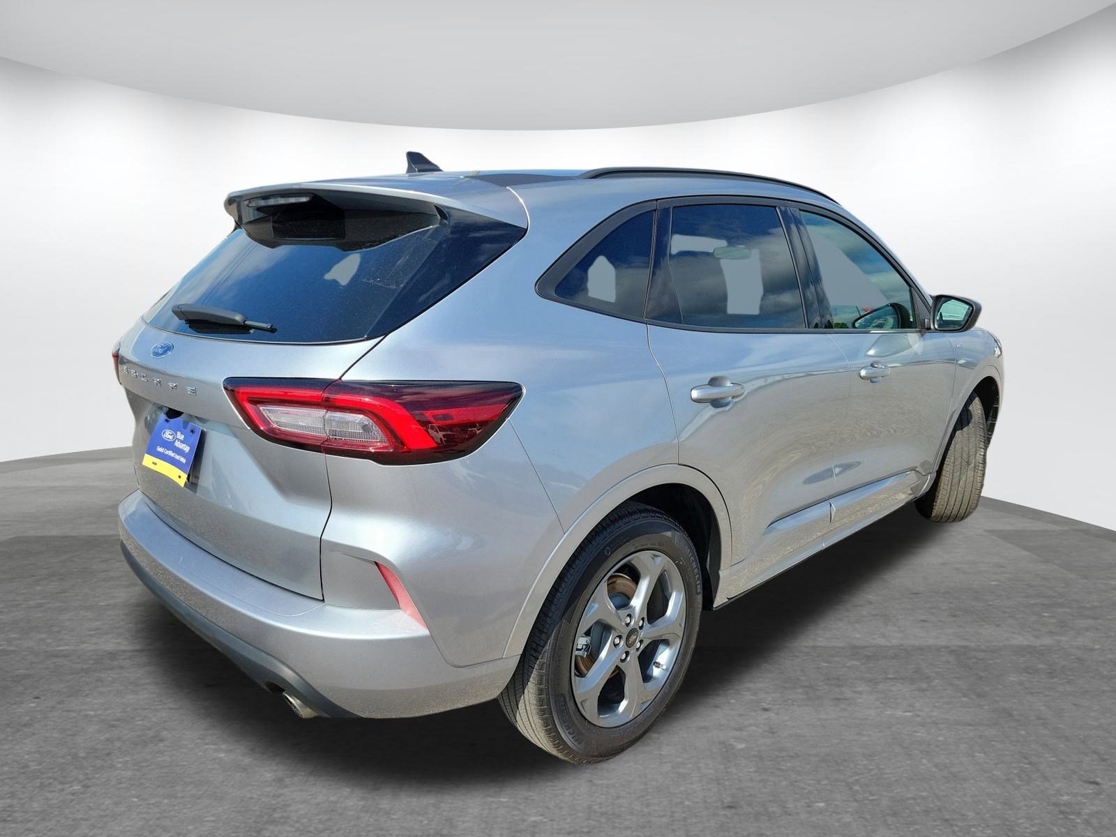 Certified 2024 Ford Escape ST-Line FWD image 5
