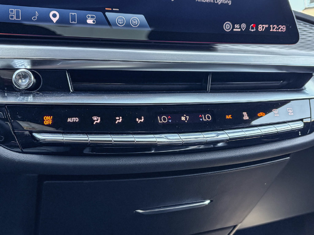 Used 2025 Cadillac Lyriq Luxury AWD/4WD image 23
