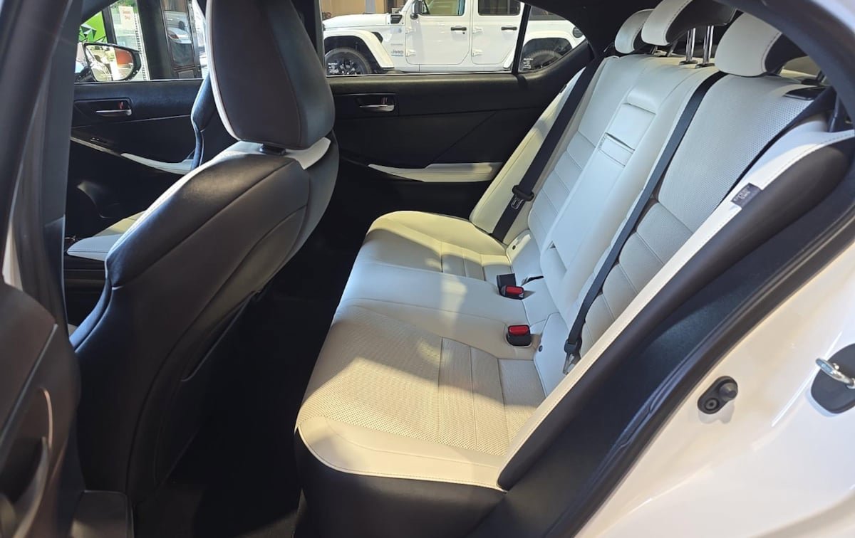 Used 2022 Lexus IS 350 F Sport w/ Navigation Package RWD image 9