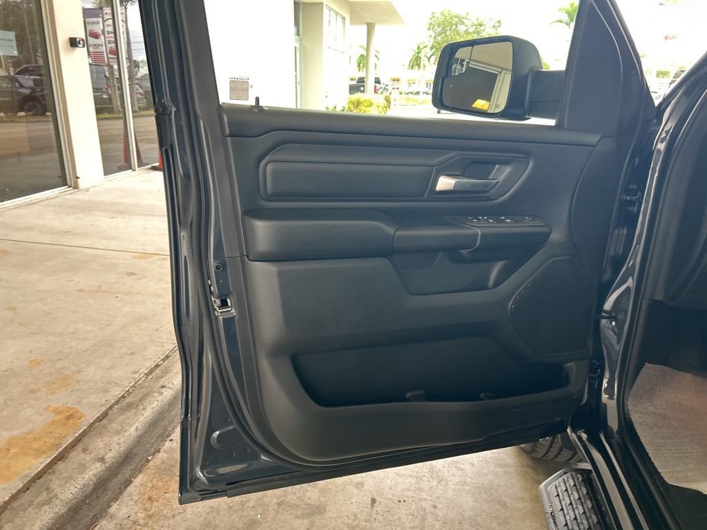 New 2025 RAM 1500 Tradesman image 32