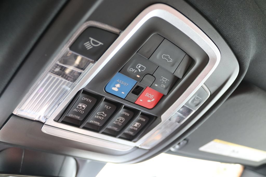 Used 2021 RAM 1500 Longhorn AWD/4WD image 56