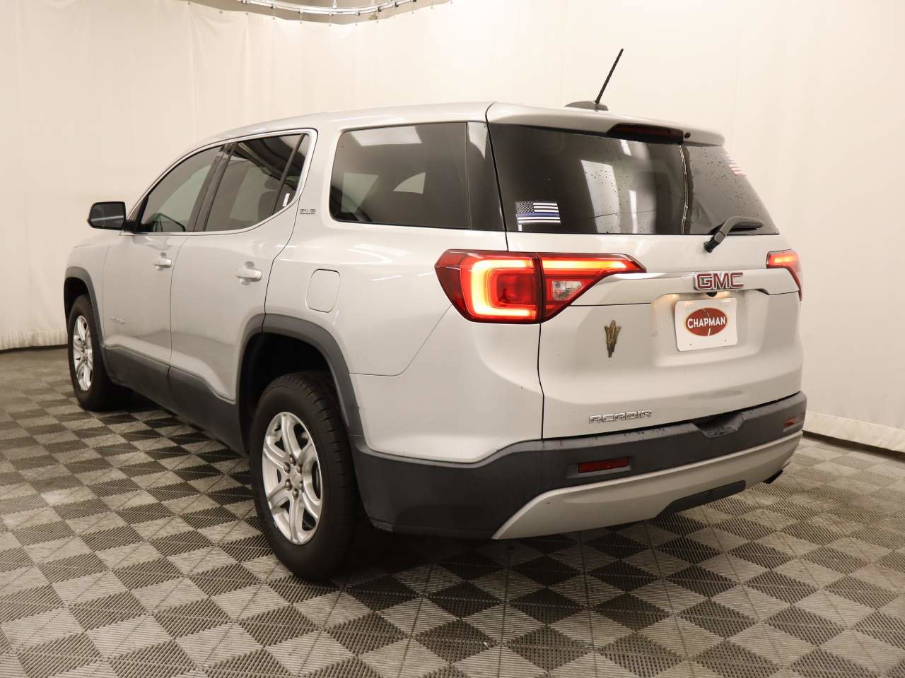 Used 2018 GMC Acadia SLE FWD image 3