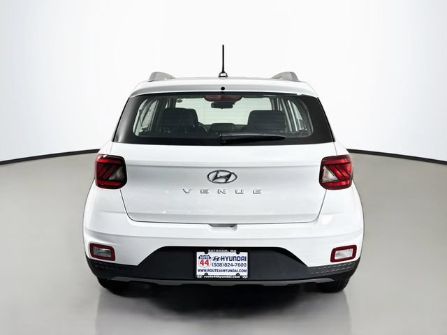 New 2026 Hyundai Venue SEL FWD image 7