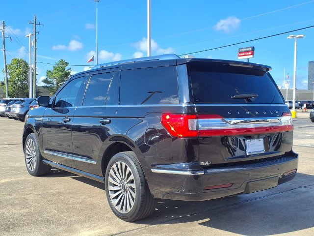 Certified 2020 Lincoln Navigator Reserve w/ Luxury Package AWD/4WD image 23