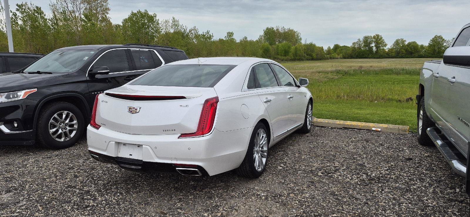 Used 2019 Cadillac XTS Luxury w/ Driver Awareness Package AWD/4WD image 3