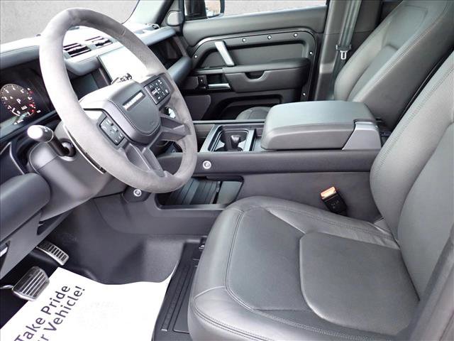 Used 2024 Land Rover Defender 110 V8 image 11