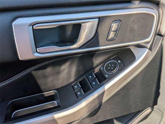 Used 2023 Ford Explorer XLT w/ Equipment Group 202A image 13