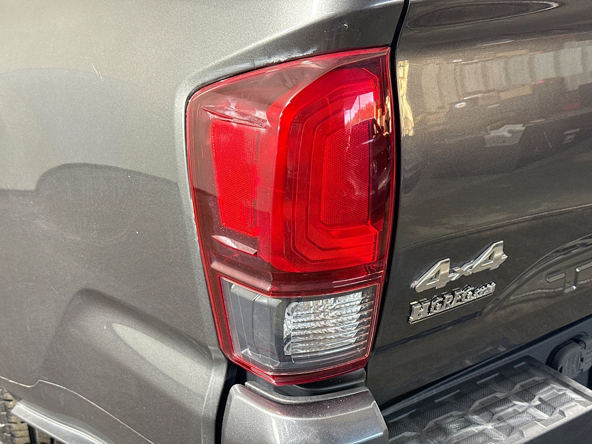 Used 2019 Toyota Tacoma SR w/ SR Convenience Package AWD/4WD image 35